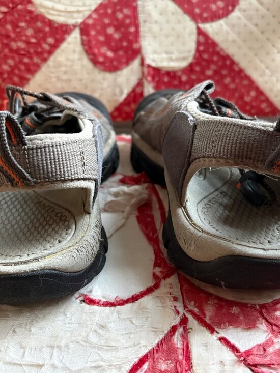 KEEN Newport H2 Sandals Gray Orange Men’s 8.5 / Women’s 10 main image 5